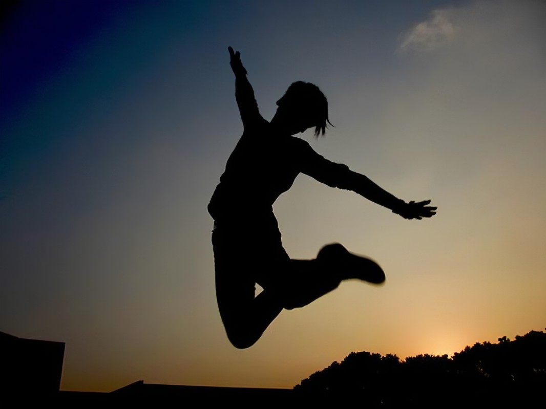 他们合力砍 他们合力砍